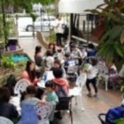 Juniors Outdoor lunch area at Gold Coast English School Outdoor lunch area at Gold Coast English School