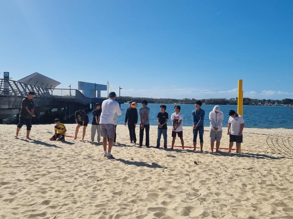HSP class Beach volleyball lesson at Southport
